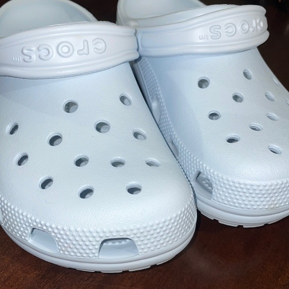 baby blue crocs